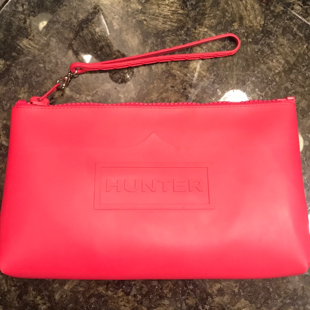 Hunter by Target pink wristlet
